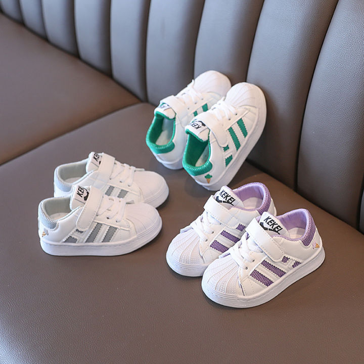 Children's%20sports%20shoes%20in%20the%20spring%20and%20autumn%20of%202022,%20the%20new%20girls'%20soft-soled%20shell%20head%20small%20white%20shoes,%20boys'%20casual%20shoes%20and%20baby%20shoes.%20-%20Image%205