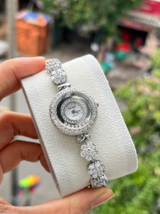 Đồng hồ nữ RonyaICrown RY 5308 mặt số đá xoay biểu tượng đẳng cấp của nét đẹp nữ tính