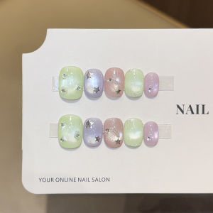10Pcs Colorful Cat Eye Fake Nail Glitter Silver Stars Wearing Nails Patch Set Artificial Short Round Fashion Press on Nail Tips