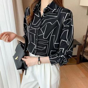 【STOCK】The New Korean womens geometric pattern color matching lapel long sleeve chiffon shirt