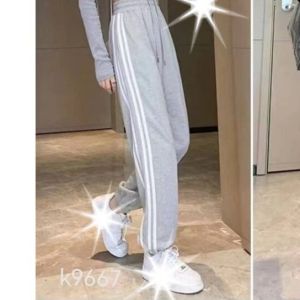 กางเกงขายาวแฟชั่น แต่งแถบข้าง สุดเท่ เสื้อผ้าแฟชั่นเด็กวัยรุ่น เกาหลี กางเกงกีฬา สวมใส่สบาย มีกระเป๋าทั้ง 2 ข้าง K9668