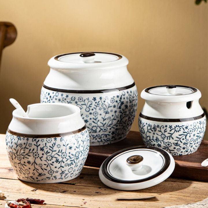 QUA High Temperature Resistant Ceramic Lard Jar Chinese Traditional Japanese-Style with Lid Spice Jars Household with Spoon Seasoning Container Salt