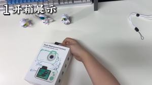 New 2.8-inch high-definition 4K digital camera for children 1200W pixels cartoon style portable with dual cameras for recording both front and back.