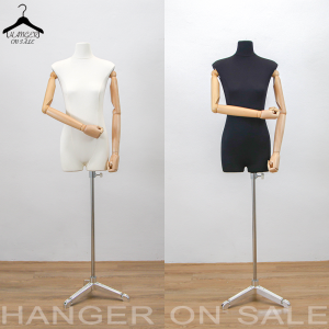 หุ่นโชว์เสื้อผ้า หุ่นผู้หญิง ครึ่งตัว หุ่นผ้า แขนไม้เเท้ ฐานสีเงิน ปรับความสูงได้ถึง 180 ซม.