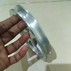 Pulley pully A1 x 6 inch lubang as 15 mm puli pully alumunium