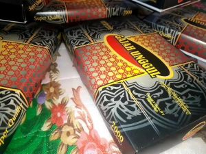 Sarung Solat Pria Dewasa Gajah Unggul Berkualitas Tenun 7000 Benang Motif Dobby