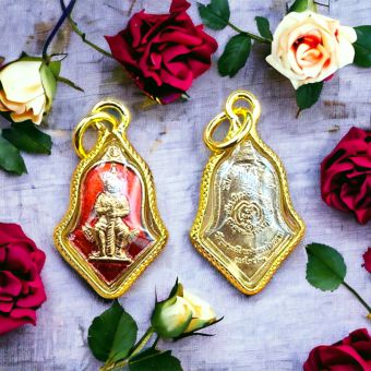 รูปจากผู้ขายบน Lazada: Thao Wessuwan Thao Wetsuwan birthday color Tiny, light weight, attached to the monk, Thao Wessuwan pendant pro ตั้งราคา ฿39 ขายแล้ว 557 ชิ้น