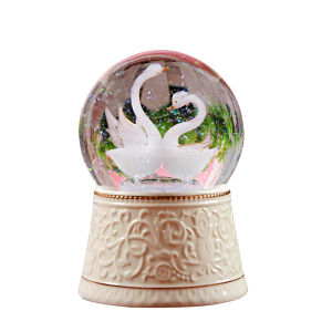 Rotating Crystal Ball Music Box White Swan Crystal Ball Music Box Mother Child Baby Girl Girlfriend Birthday Mothers Day Christmas Valentines Day Gift