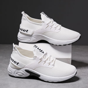 Qkkshop  ห้ามพลาด รองเท้าผ้าใบแฟชั่นผู้ชาย ดีไซน์สปอร์ตใส่แล้วเท้าเรียว วัสดุผ้าไม่หนาใส่สบายไม่บีบเท้า มี 2 สีให้เลือก ใช้งานแบบไหนเลือกเลย