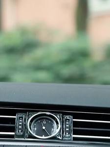 Creative Rhinestone Shaking Head Violent Bear Ornament Car Air Freshener Cartoon Bear Car Interior Car Perfume Decoration