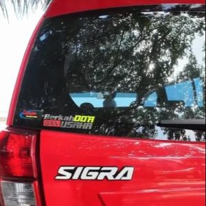 EMBLEM MOBIL SIGRA VARIASI MOBIL DAIHATSU DENGAN HURUF TIMBUL 3D BAHAN FIBERGLASS