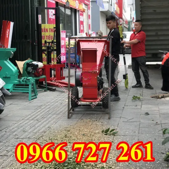 Máy băm cành cây di động Kawasaki BC15
