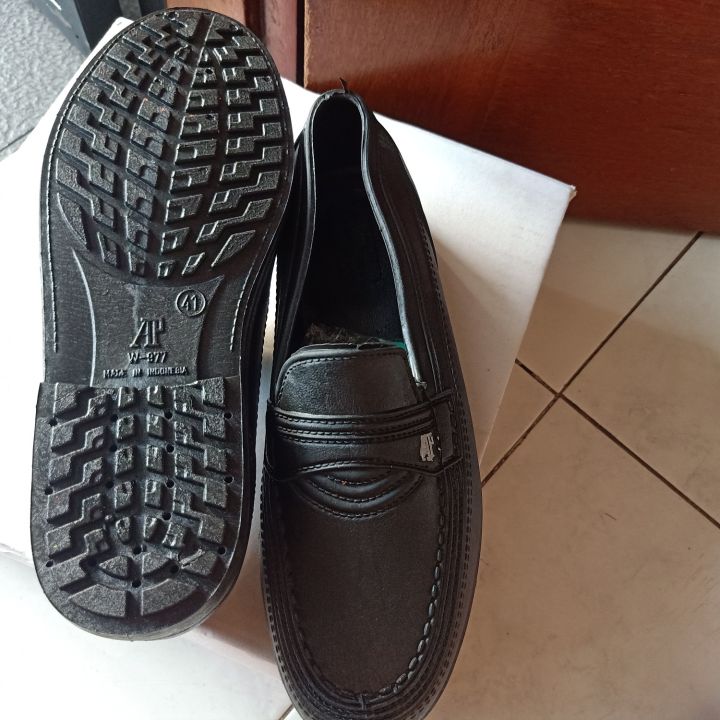 Sepatu%20Slop%20Slip%20on%20Pantofel%20Karet%20/%20Sepatu%20Slop%20Tukang%20/%20Sepatu%20Karet%20-%20Image%203