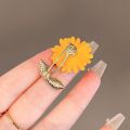 Bros Pin Bunga Matahari lucu Motif Bunga Desain Fashion Aksesoris Pakaian Pin. 