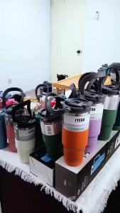 Vacuum Insulated Bottle With Carrying Handle (600ml/750ml)