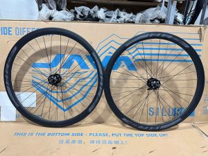 Bộ vành xe đạp 700c HR3 Cao 4cm Đan sẵn đùm cối nổ RT KM 2.0 Líp thả phanh đĩa 7-12s Bao trớn