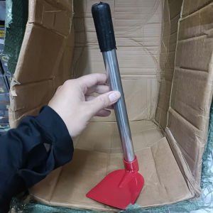 Dụng Cụ Làm Vườn Mini (Đỏ) Cầm Tay - Cuốc Xới Đất Lưỡi Thép Đỏ Chắc Chắn Cán Kim Loại Bền Bỉ