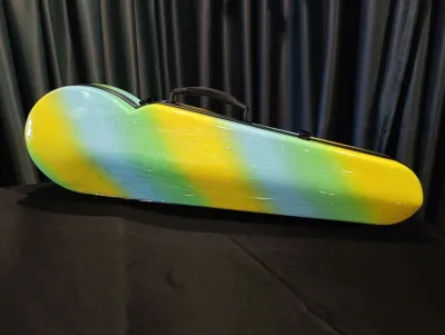 SUPER-LIGHT FIBERGLASSS VIOLIN CASE-beautiful strong hard case and lightweight