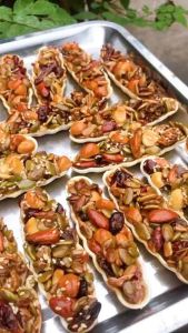 (250gr) BÁNH THUYỀN HẠT DINH DƯỠNG ( MÁC CA ÓC CHÓ HẠNH NHÂN NHO KHÔ HẠT HƯỚNG DƯƠNG VIỆT QUẤT HẠT ĐIỀU)Shop ngucocutthuy203