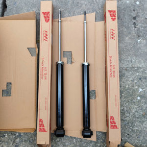 Giảm xóc/ Phuộc nhún Hyundai Verna 2008 - 2010 xe nhập Hàn Quốc (Không lắp vừa cho xe nhập Ấn Độ). Ảnh là giảm sóc sau. Có lựa chọn mua giảm xóc trước.