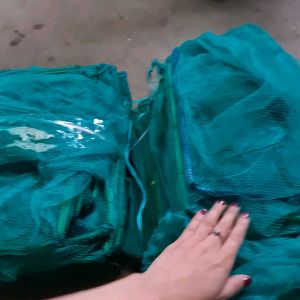 lồng bát quái chặn sông suối loại 24 khung và 29 khung. lưới dầy dặn. xương thép bọc nhựa. độ bền cao