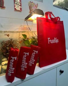 READY STOCK* Foldable Non Woven Bag/Shopping Bag/Tote Bag/Recycle Bag/Tuition Bag/Grocery Bag/Eco Bag