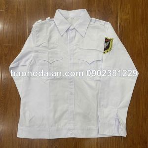 Áo bảo vệ tay dài nẹp bo budong màu trắng