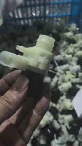 Universal Windscreen Wiper Washer Motor Fluid Pump Replacement T4695001 Windshield Reservoir Tank Washer Fluid Pump