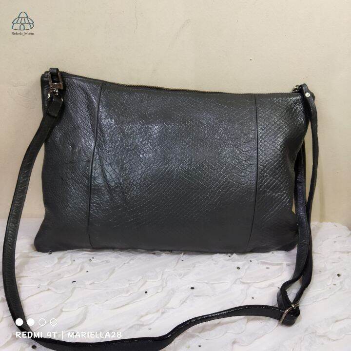 Pelle borsa sling store bag price