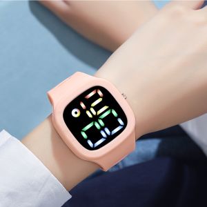 Jam Tangan Digital Pria Wanita Tahan Air Fashion LED Warna Warni Square Watch Bentuk Kotak Keren