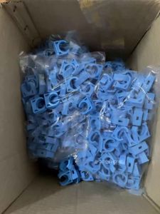 (ส่งฟรี ถูกมาก 1ตัว) ก้ามปูฟ้า 1/2 นิ้ว แคล้มก้ามปูจับท่อ แค้มจับท่อขนาด4หุน ออกใบกำกับภาษีได้