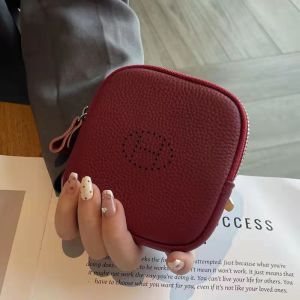 Female Simple Light And High-value Earphone Bag Leather Coin Purse Ladies High-end Coin Fashion Card Package