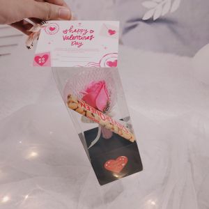 TREASURE GIFT - Hampers Valentine Bungaa - Kado Coklat Boneka GB033