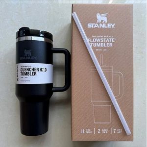[SG Ready Stock]STANLEY The Quencher H2.O FlowState™ Tumbler Water Bottle 40OZ (1.18L)