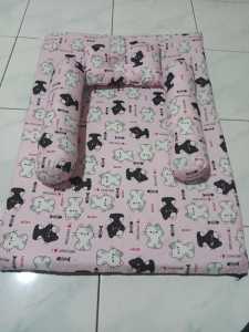KASUR BAYI DENGAN SATU SET BANTAL