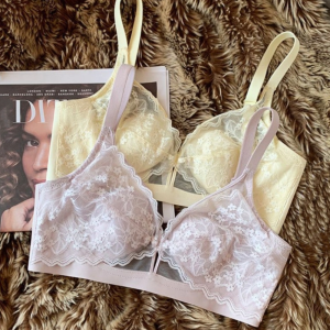 QIANZHUO Rabbit Ears Inner Pads Wireless Deep V Bra Close-fitting Shockproof Brassiere for Women Soft Sweet Gathered Breasts Women Lace Thin Bra Girls Gift