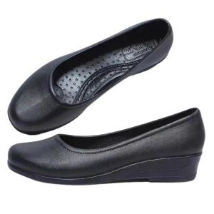 New Womens Black Shoes Fashionable Non-Slip Student Black 5cm Rubber Waterproof Office Work Shoes Slip-on Work Shoes 085523