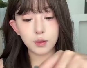 【正品现货】下睫毛印章笔眼线笔防水防晕不脱妆极细笔头速干防汗可替换印章 Lower Eyelashes Stamp Pen Eyeliner Waterproof Anti-Smudge Non-Take-Off Ultra-Fine Pen Tip Quick-Drying