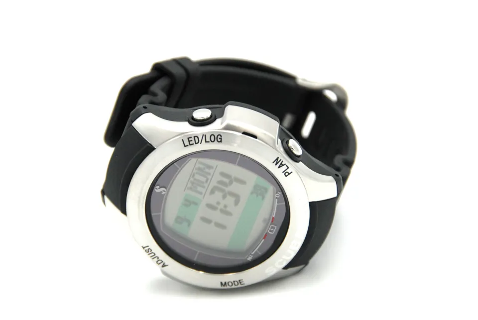 SCUBAPRO Z1 Solar Dive Computer Watch Style Black/Silver - Lazada