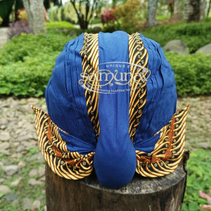 BLANGKON JOGJA MATARAM HALUS BIRU MOTIF SAMURAI KUNING