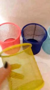 Random Color Round Office Pen Holder Metal Wire Mesh Desk Organizer Table Top Storage Box Space Saving Pen Stand Student Stationery Holder Lightweight 55g Fast Shipping