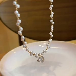 Rantai Leher Camellia 法式山茶花珍珠项链 Camellia Pearl Necklace 高级感锁骨链小众轻奢颈链 Dress Accessory Choker Necklace