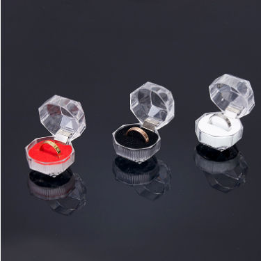 Murah%20Banget%20-%20Tempat%20Cincin%20Model%20Kristal%20/%20Tempat%20Cincin%20Lamaran%20Transparan%20/%20Kotak%20Perhiasan%20Acrylic%20/%20Kotak%20Cincin%20Akrilik%20Bening%20-%20Image%205