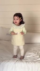 Baby Autumn Clothes 2026 Korean-style childrens clothing girls autumn outfit lace doll shirt and suspender skirt set