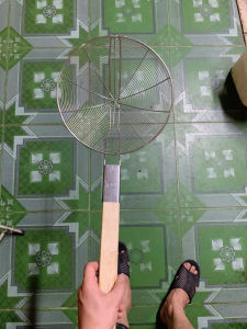 Chao lỳ Vợt vòng Inox cán gỗ trụng vớt đồ chiên 20cm - 30cm vợt trụng hủ tiếu không rỉ cán cầm chắc tay