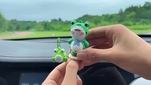 Bộ mô hình ếch xanh cute trang trí xe máyô tôbảng điều khiển ô tôbể cábàn họcbàn làm việcquà tặng (kèm miếng dán)
