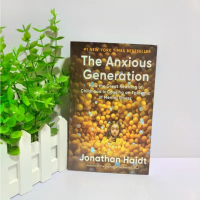 BUKU KEIBUBAPAAN【Ready Stock】The Anxious Generation《Jonathan Haidt》Parenting Book English Book
