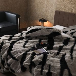 【Super low price】Luxury Faux Fox Fur Blanket Office Leisure Autumn Winter Blanket Queen King Bed Linen Sofa Cover Home Decoration Friend Gifts