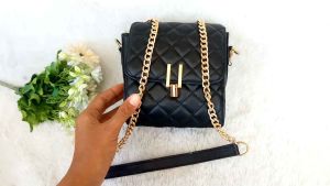 Sling Bag Christin Gold