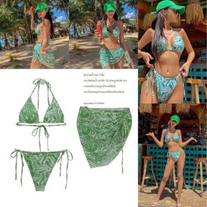 Mookrln บิกินี่ เซท3ชิ้น ผ้าพิมพ์ลาย สดใส ชุดว่ายน้ำสีเขียว ชุดเข้าเซท ไปทะเล ไปเที่ยว bikini